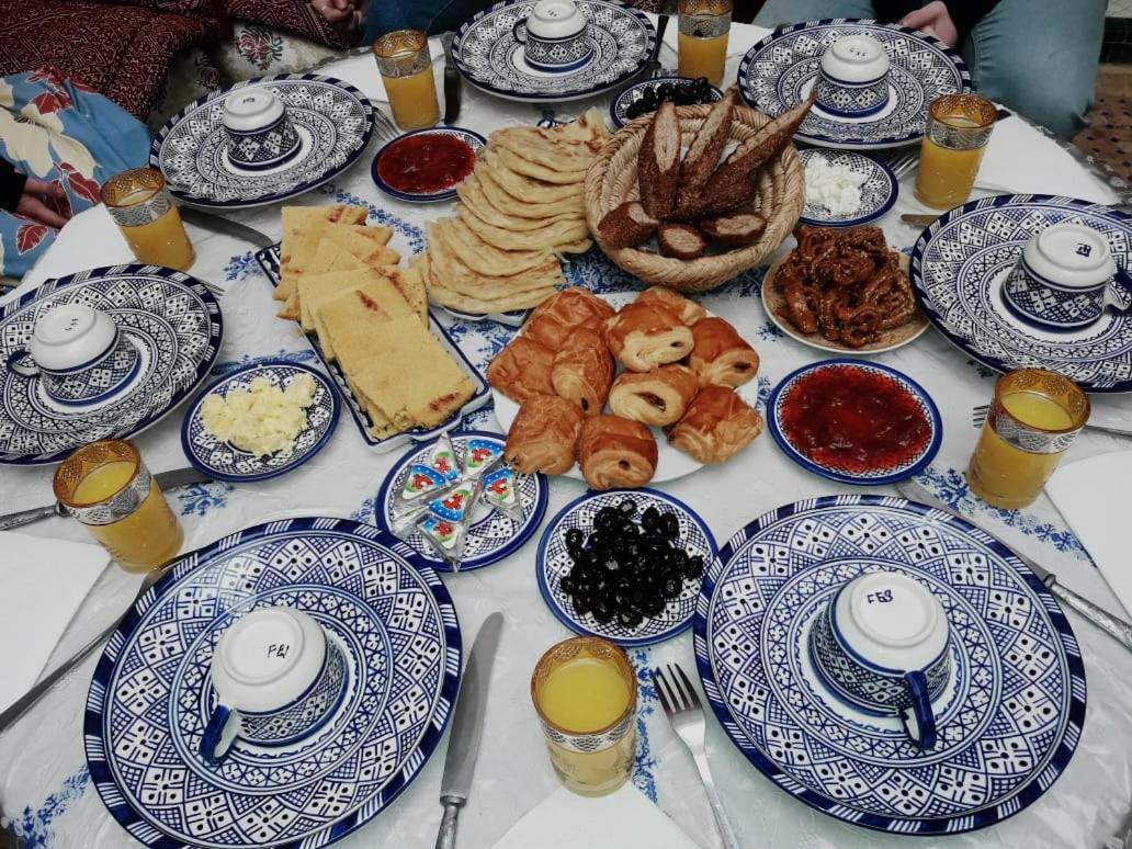 Riad Oumkaltoum Fès Exteriör bild