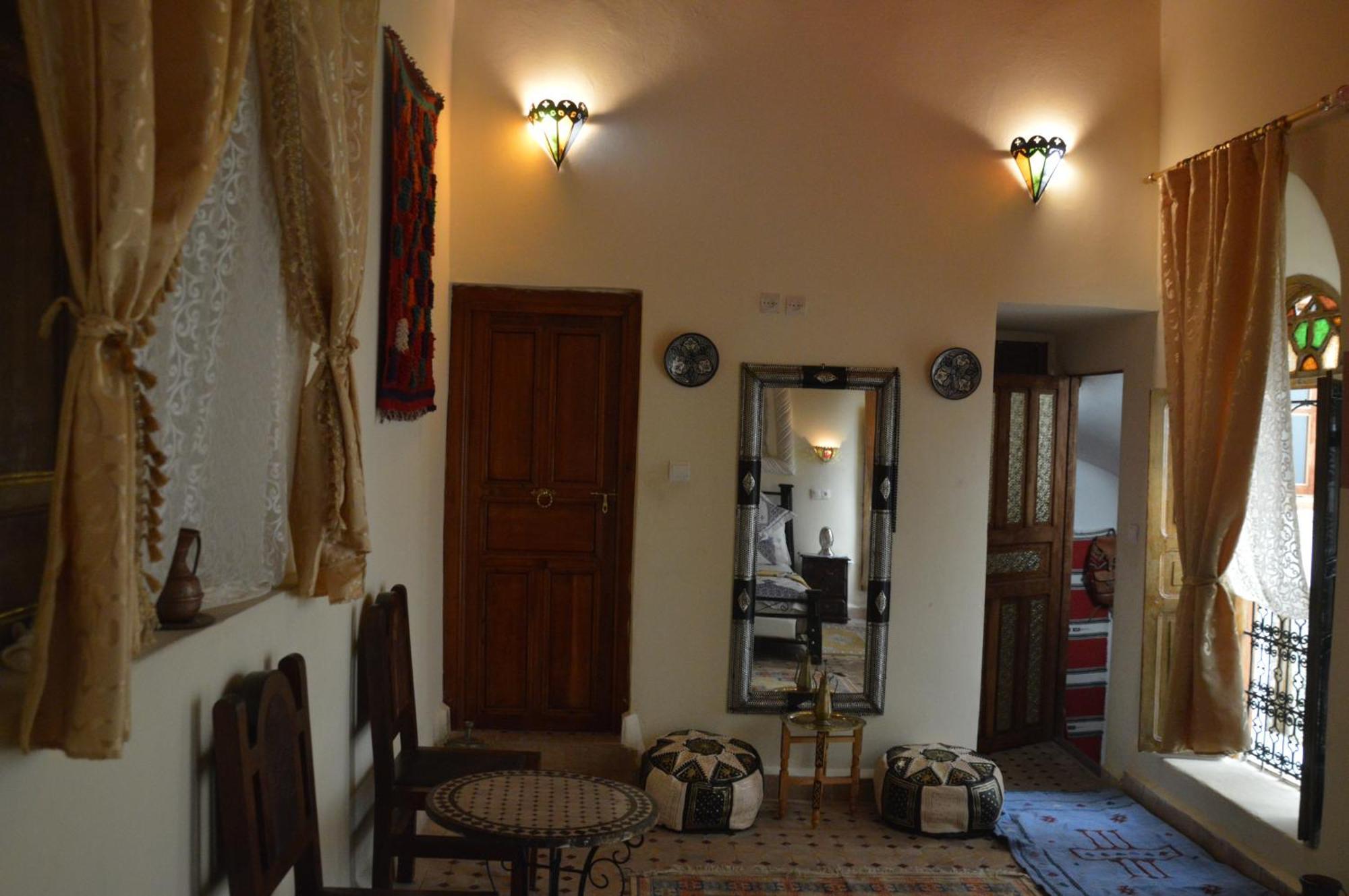 Riad Oumkaltoum Fès Exteriör bild