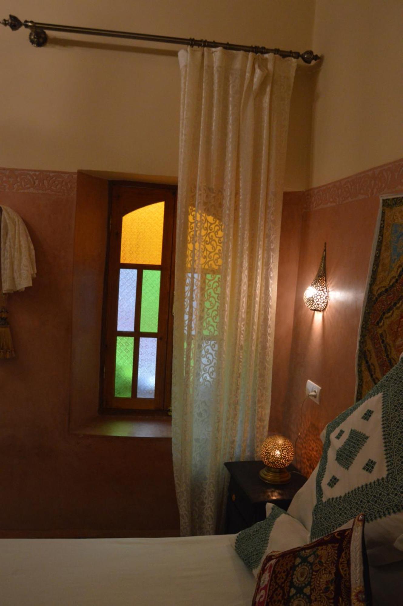 Riad Oumkaltoum Fès Exteriör bild