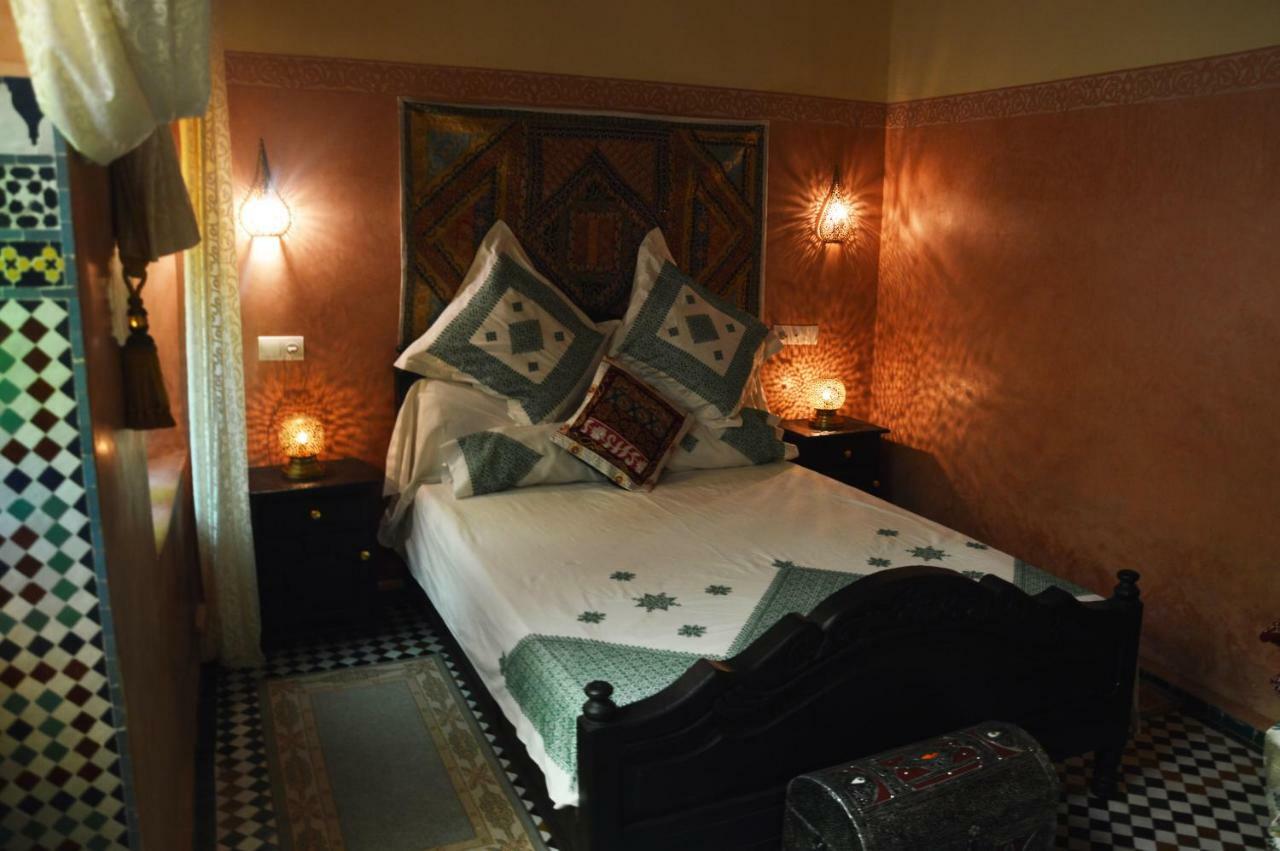 Riad Oumkaltoum Fès Exteriör bild