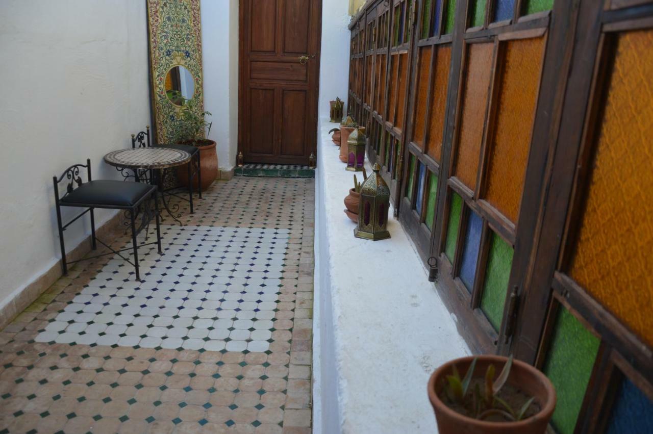 Riad Oumkaltoum Fès Exteriör bild