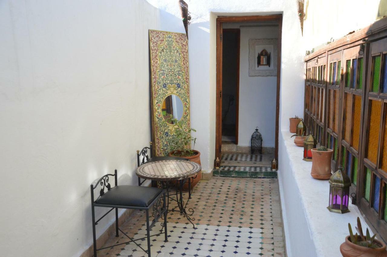 Riad Oumkaltoum Fès Exteriör bild